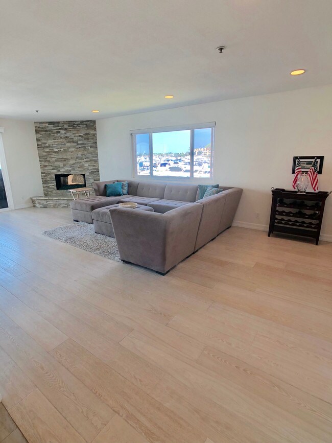 Building Photo - 16255 Pacific Cir