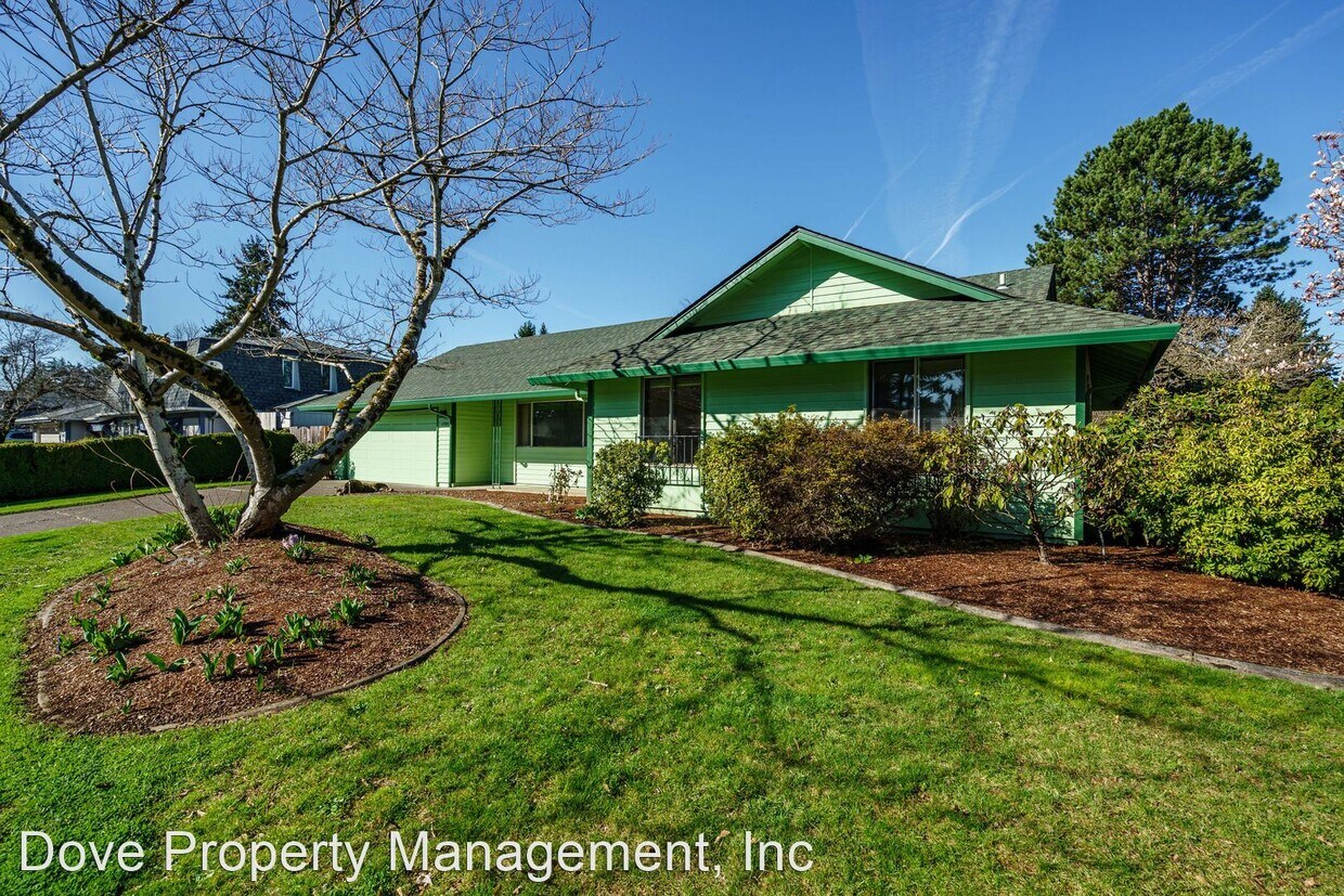 Primary Photo - 3 br, 2 bath House - 12206 SE McGillivray ...