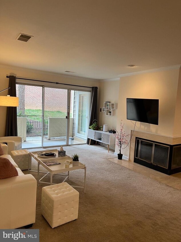 5705 Mayfair Manor Ct, North Bethesda, MD 20852 Room for Rent in North Bethesda, MD