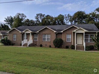 Building Photo - 130 Barton Dr