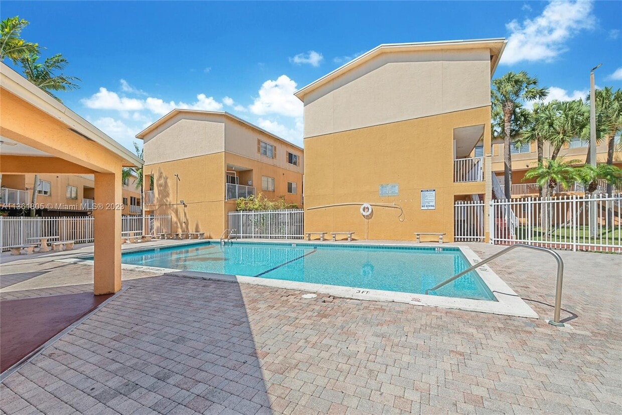 6225 SW Kendale Lakes Cir Unit 262, Miami, FL 33183 Condo for Rent in