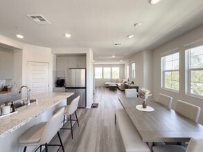 Building Photo - 28076 Melrose Dr