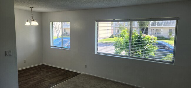 Foto del edificio - 25221 Bigelow Rd