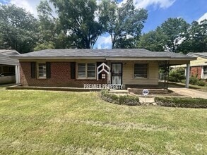 Building Photo - 4590 Monaco Rd
