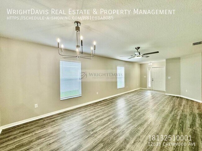 Foto del edificio - 12534 Chenwood Ave