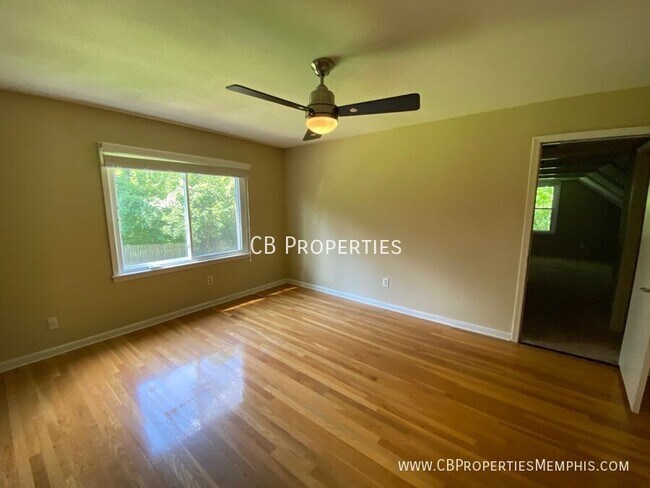 Building Photo - 7076 Wickshire Cove W