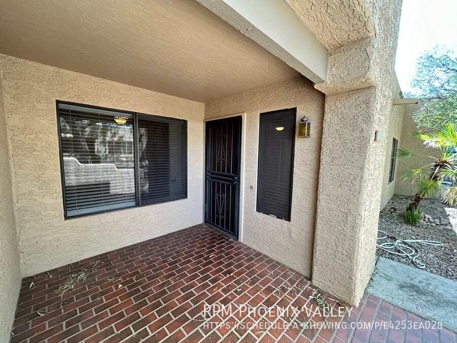 14300 W Bell Rd Unit 520, Surprise, AZ 85374 Condo for Rent in