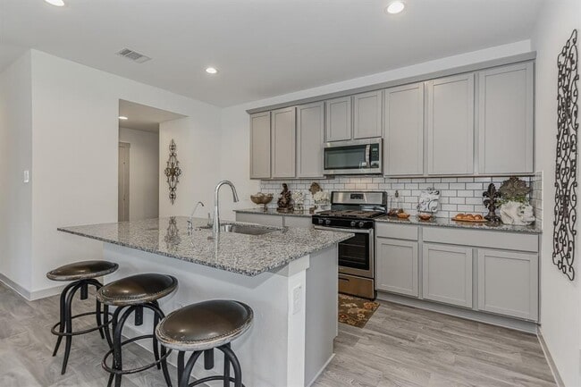 Building Photo - 1522 Truckee River Dr