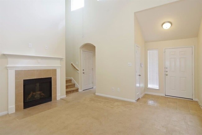 Building Photo - 3343 Fiorella Way
