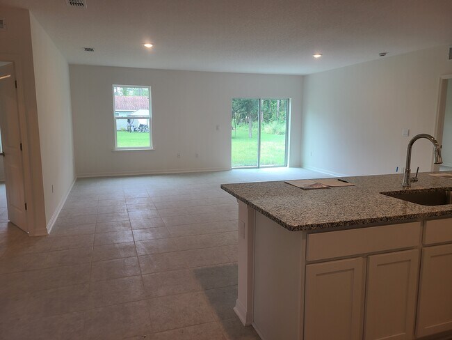 Building Photo - 61 Rickenbacker Dr