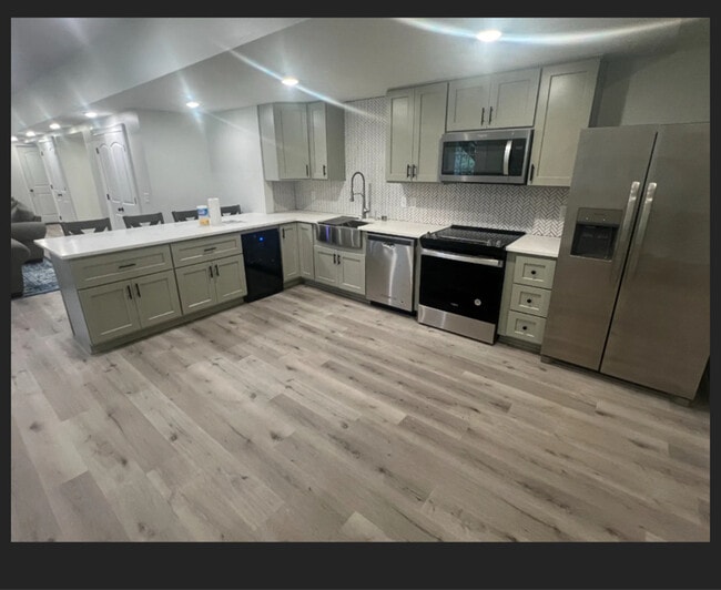 Building Photo - 9506 Grand Haven Dr