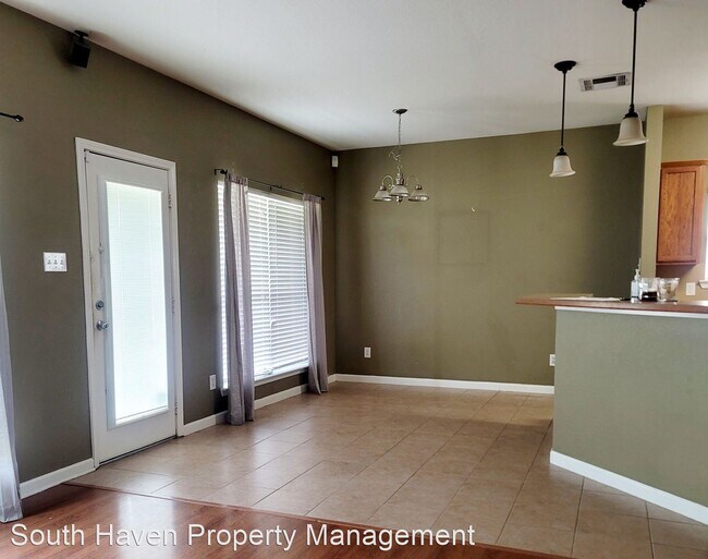 Building Photo - 3 br, 2 bath House - 25906 Willow Wood Street