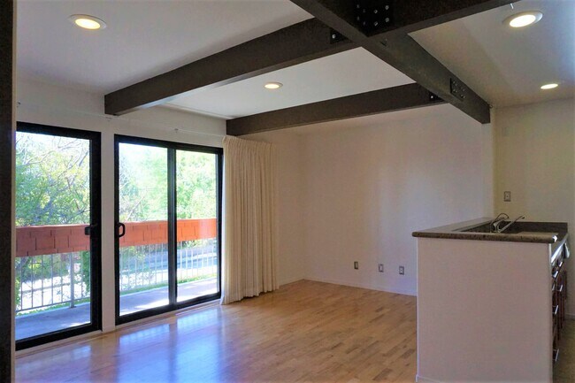 Dining Room - 2238 Allegheny Way