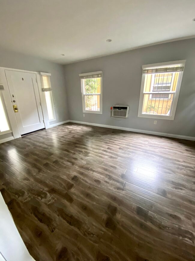 Living Room - 7284 1/2 Fountain Ave
