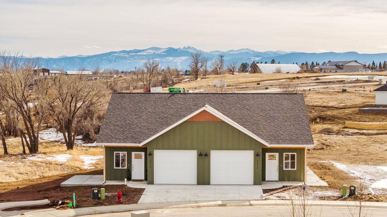 BRAND NEW 2 bed/ 2 bath twin home with Ga... - BRAND NEW 2 bed/  2 bath twin home with Ga...
