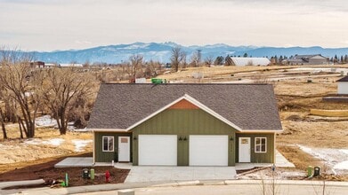 Building Photo - 3035 Real Bird Wy