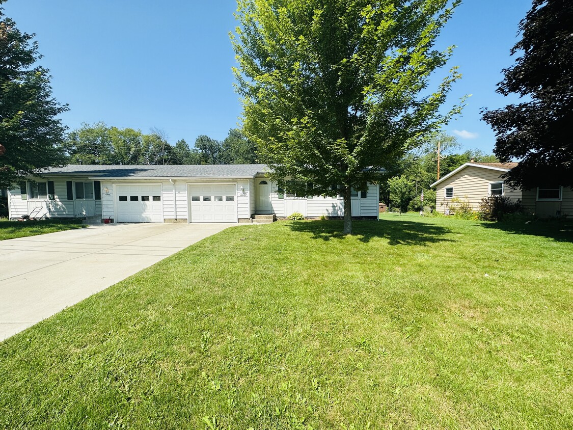 10947 Mountain Ash Ave NW Unit 10947, Grand Rapids, MI 49534 ...