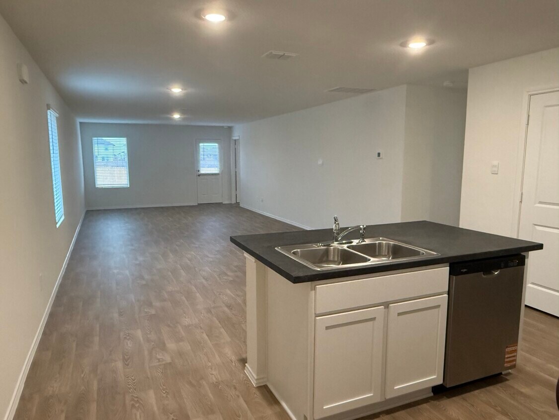 Foto del edificio - 258 Bull Lake Cir