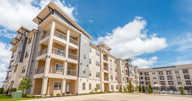 Brea Luxury Apartments - Apartments In Katy, TX | Apartments.com