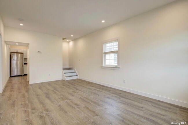 Building Photo - 50 Nassau Ln