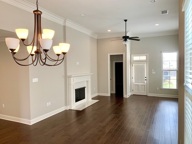 Foto del edificio - 4 Bedroom House in Lexington Park with Com...