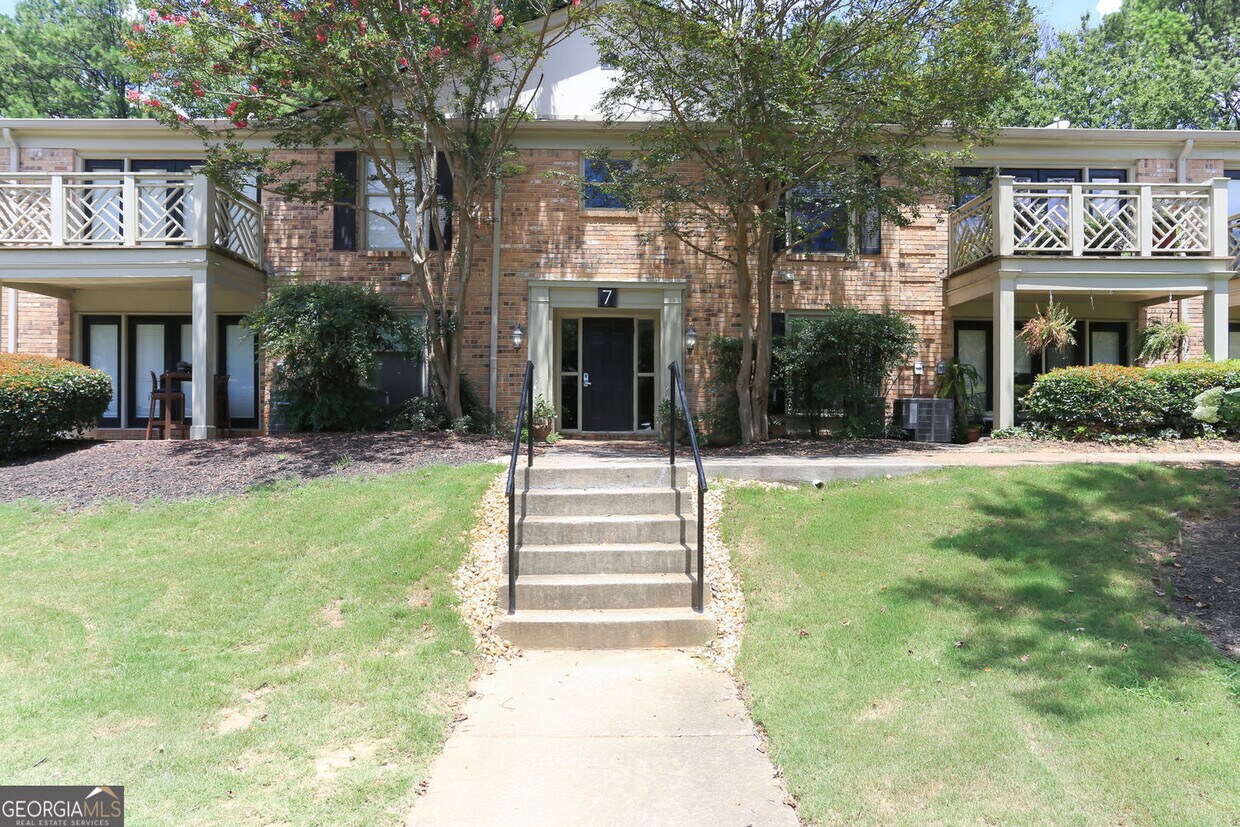 Primary Photo - 3650 Ashford Dunwoody Rd NE