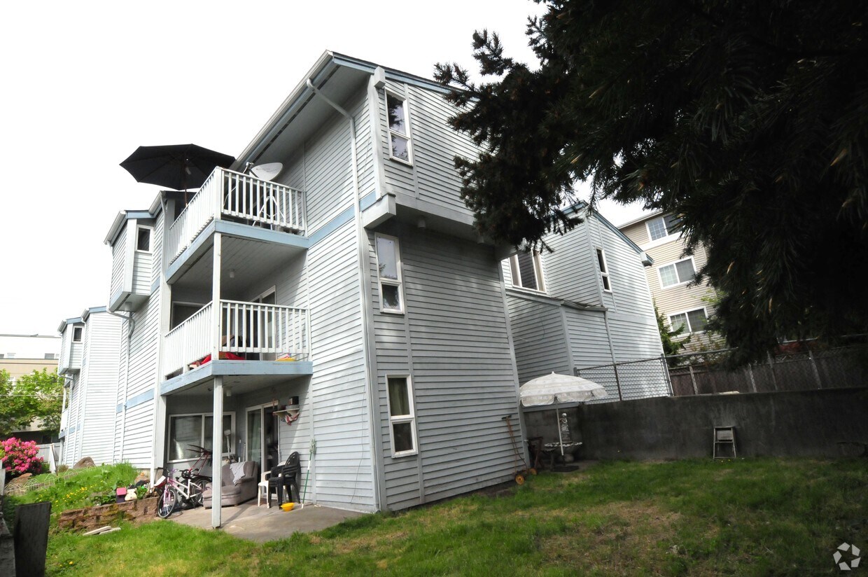 Foto del edificio - 11308 3rd Ave NE