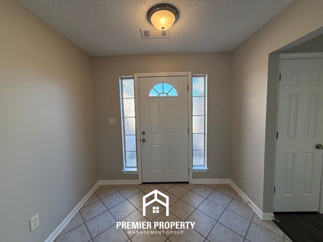 Foto del edificio - 45 Pine Ridge Cove