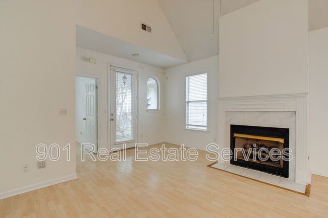 Building Photo - 1227 Harbor River Dr