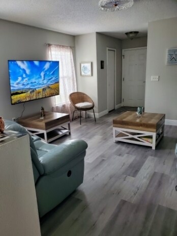 Foto del edificio - 912 Wynfield Cir