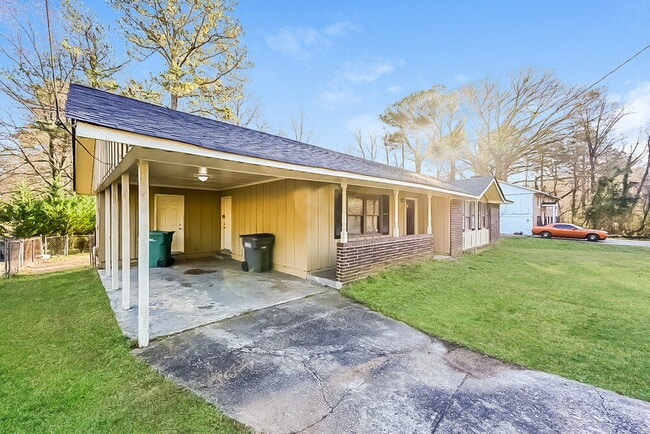 Foto del edificio - 263 Roxbury Dr