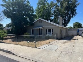 Building Photo - 303 Wilson Ave
