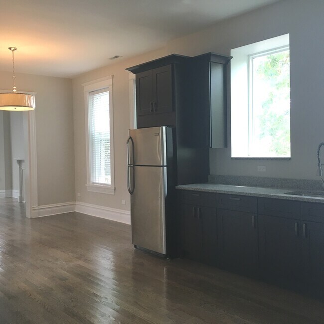 Foto del edificio - 2002 S Desplaines St