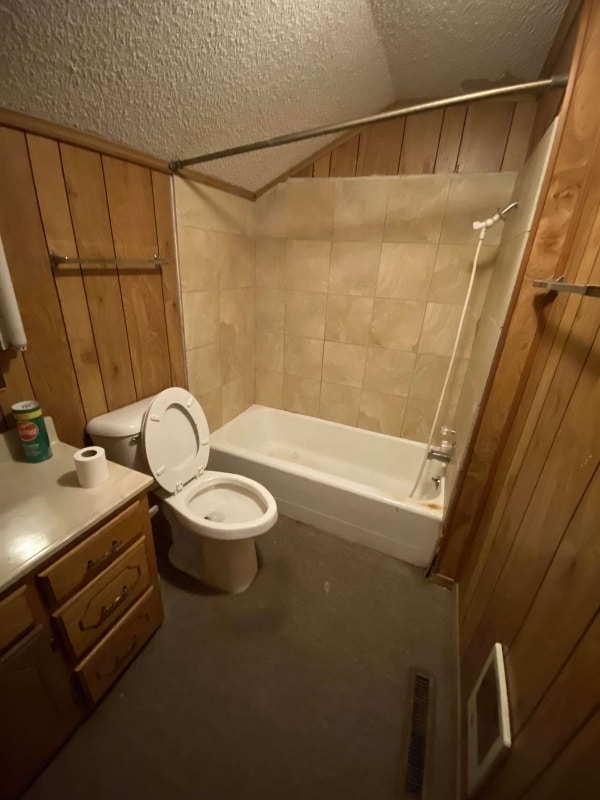 Building Photo - 801 S 5th St