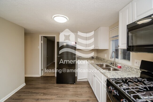 Foto del edificio - 1227 E 4th St