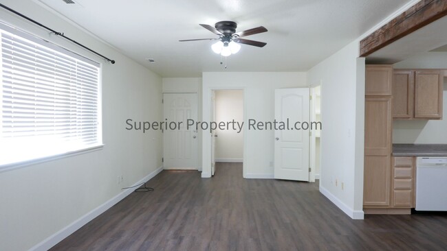 Building Photo - Desert Breeze Condo - DMT