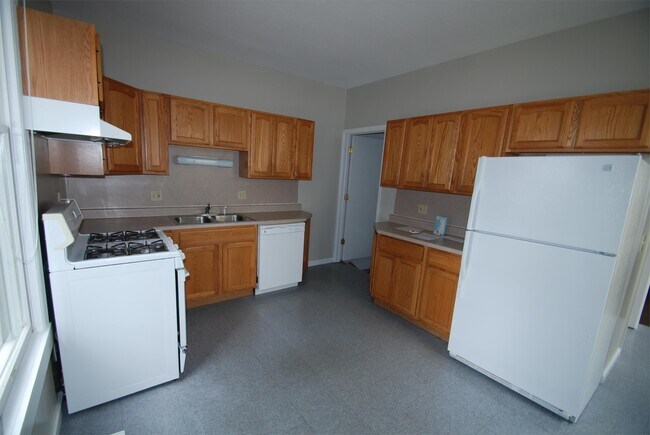 Foto del edificio - 59 W Maynard Ave