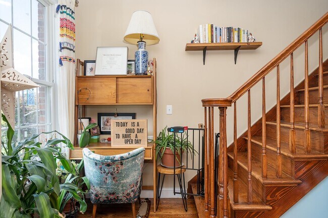 Building Photo - 405 Ogden Ave.