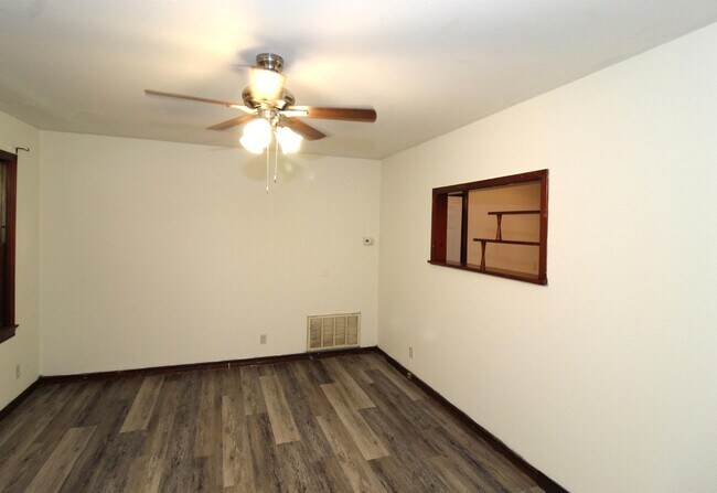 Foto del edificio - 507 Geneva St