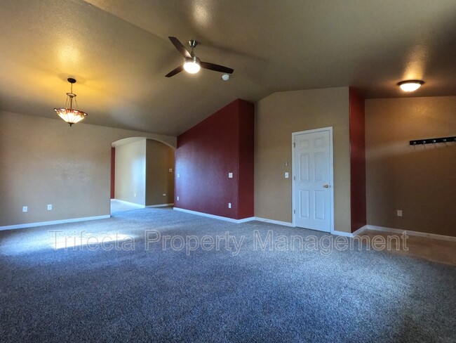 Building Photo - 3627 Glenbarr Ct