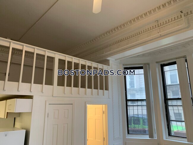 Foto del edificio - 91 Westland Ave