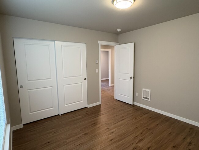 Foto del edificio - 3028 Pine Rd NE