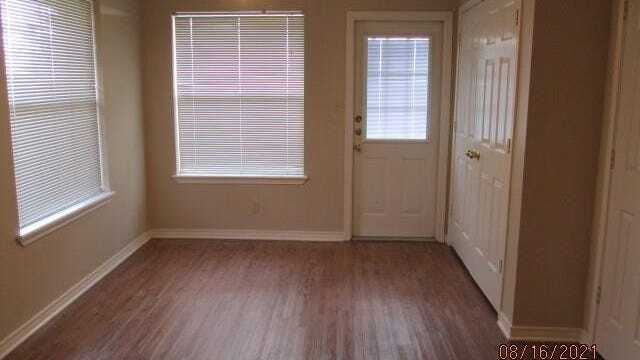 Foto del edificio - 112 Gemini Ct