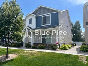 Building Photo - 196 Emery Ln