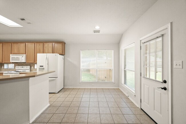 Building Photo - 18403 Lost Maples Ct