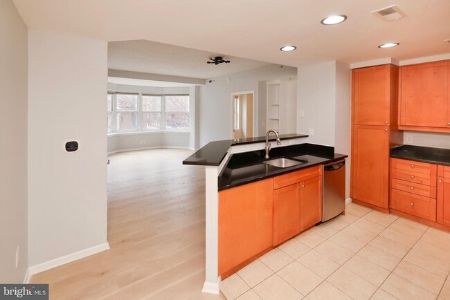 Foto del edificio - 1111 11th St NW