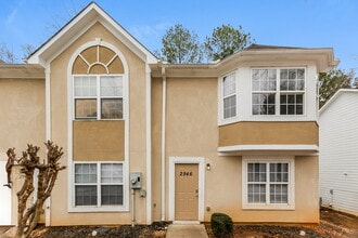 Building Photo - 2946 Fields Dr