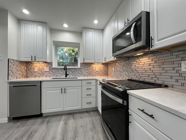 Foto del edificio - 4046 Rive Ln