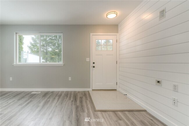 Foto del edificio - 9206 144th St Ct NW