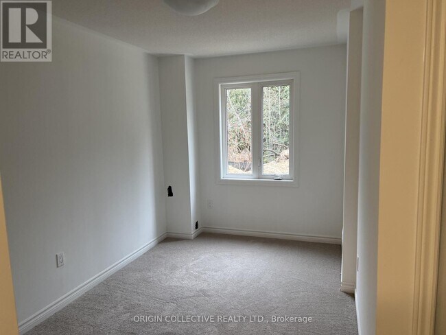 Photo du bâtiment - 34 Milson Cres